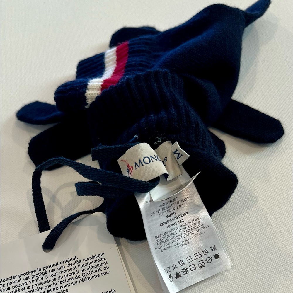 Moncler NWT Navy Gloves Unisex Medium Stretch 100% Virgin Wool - Picture 7 of 8